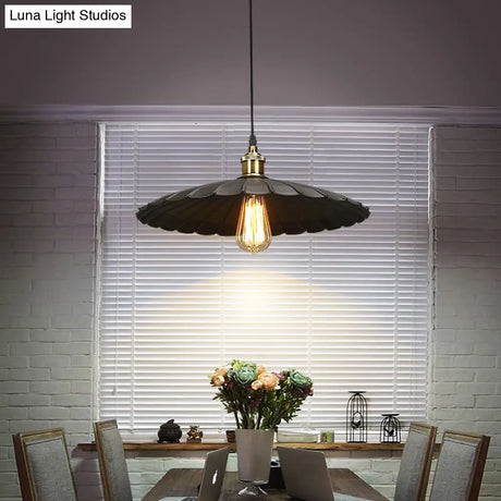 Modern Black Scalloped Metal Pendant Lamp - Hanging Ceiling Light For Warehouse And Dining Room