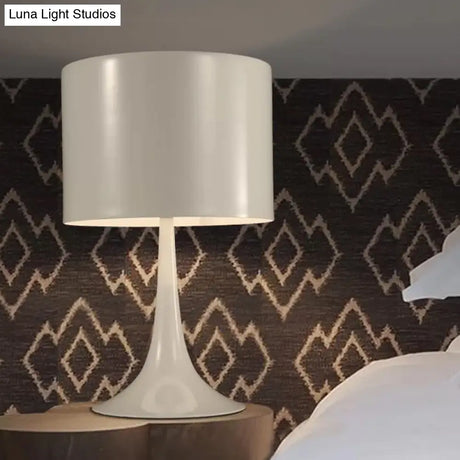 Modern Black/White Drum Table Light- Curvaceous Base Simple Style- 1 Light Metal Lamp- 10/12 Dia-