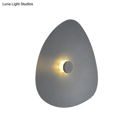 Modern Flaky Sconce Light: 7/9/11 Acrylic Led Wall Mounted Fixture In Grey/White