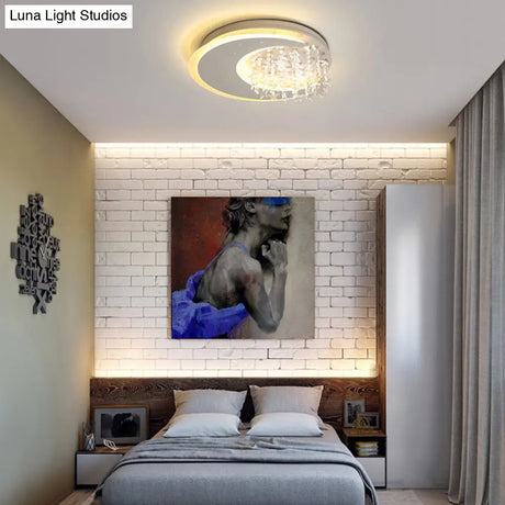 Modern Flush Ceiling Light With Crystal Accent - 16’/23.5’ Round Metal White Led Fixture