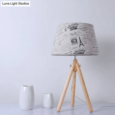 Modern Grey/White/Flaxen Dining Room Desk Lamp With Wide Flare Fabric Shade
