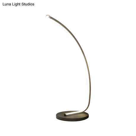 Modern Metal Led Bedroom Reading Light In Black/White
