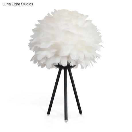 Modern White Small Desk Lamp With Flower Fabric Shade - 1 Head Living Room Table Light