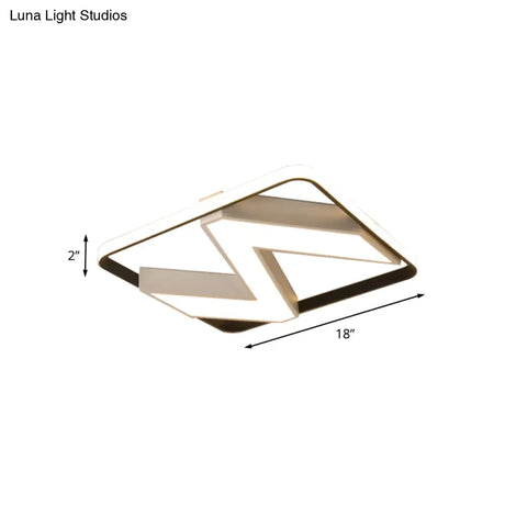 Modernist Black And White 18’’/21.5’’ Flush Mount With Metallic Wavy Design White/Warm Led Lighting