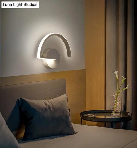 Nordic Style Led Metal Wall Sconce Lamp For Bedroom And Living Room