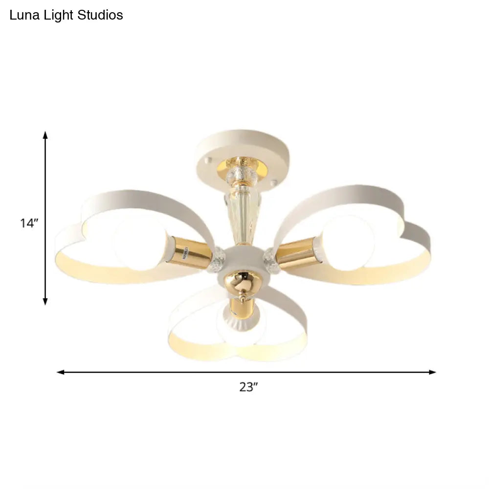 Nordic Style Metal Ceiling Lamp - Heart/Flower Shade White Finish 3/5 Lights For Living Room