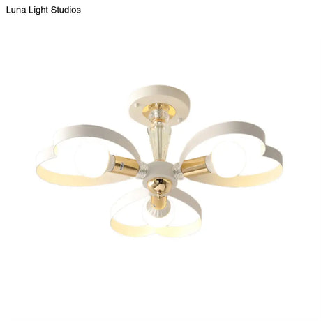 Nordic Style Metal Ceiling Lamp - Heart/Flower Shade White Finish 3/5 Lights For Living Room