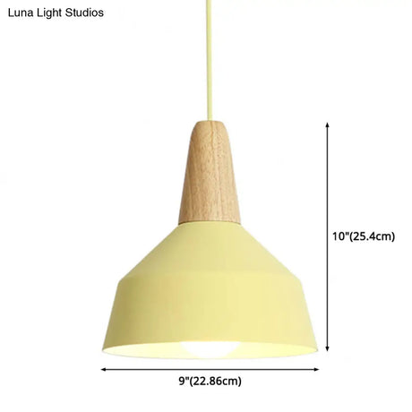 Nordic Style Metal Hanging Pendant Lamp With Wooden Top - Ideal For Restaurants