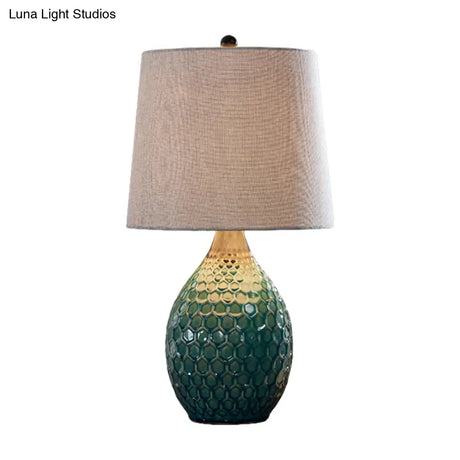 Rustic Silver Grey/Beige Barrel Table Lamp With Ceramic Pedestal
