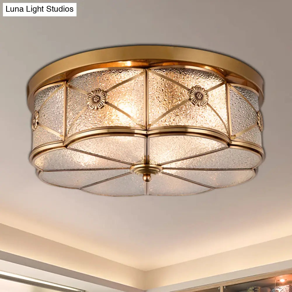 Scalloped Glass Bedroom Flush Mount Light - 14’/18’ W Colonial Brass Lamp With Seedy Shade