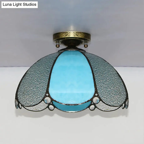Scalloped Vintage Stained Glass Flush Mount Light - 1 In White/Beige/Blue Perfect For Living Room