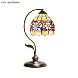 Tiffany Floral-Belt Scalloped Table Light In Bronze For Office Decor
