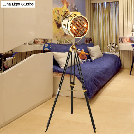 Vintage Metal Spotlight Floor Lamp With Tripod Stand - Black/Wood Perfect For Living Room Lighting